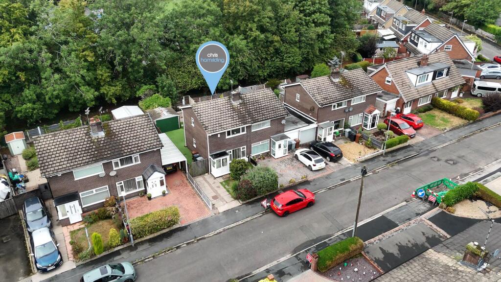 House in Stoke-on-Trent - View 5