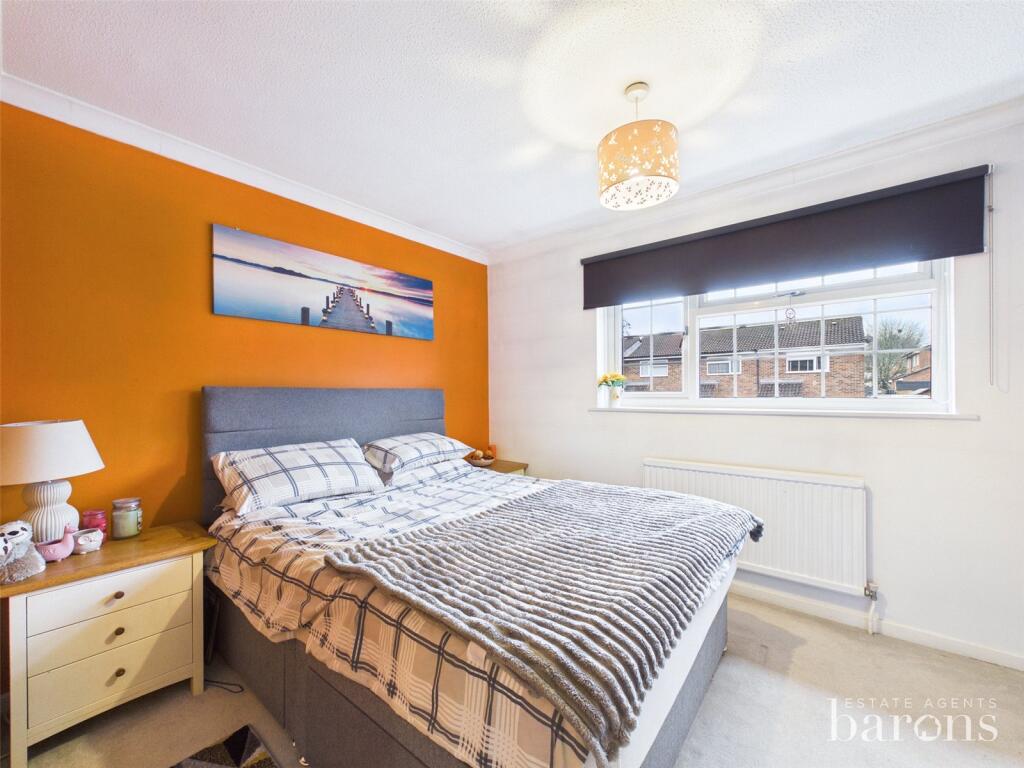 House in Basingstoke and Deane, Basingstoke - More