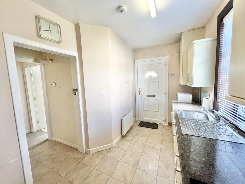 Apartment in Kilmarnock - View 5
