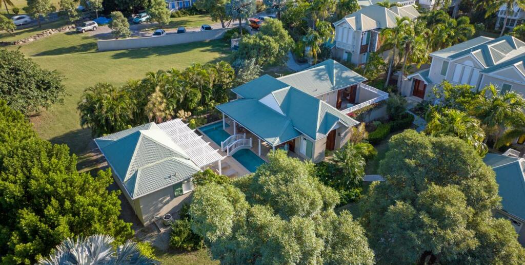 Main image of property: Charlestown