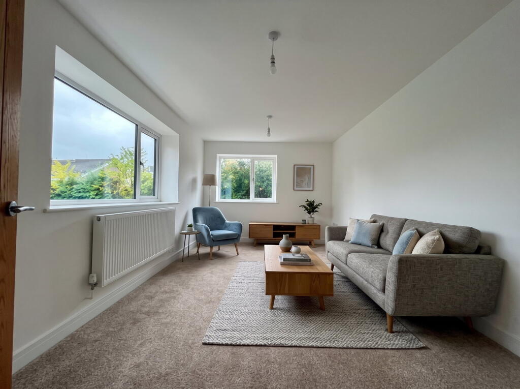 Celenyn close,newbridge,NP11 4AT photo 3