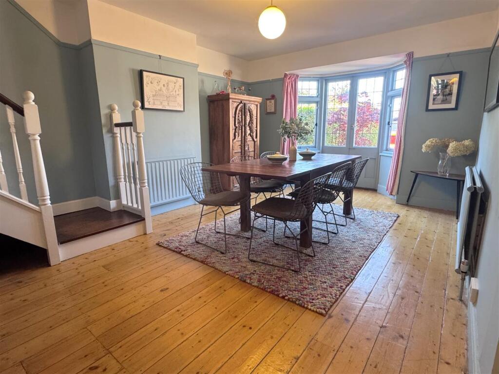 House in Newbury, Speenhamland - More