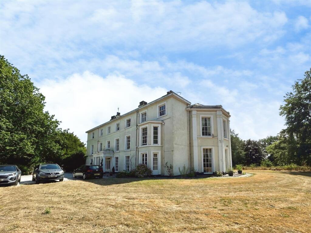 Property photo 9