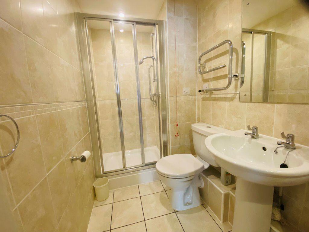 Apartment in Guildford - View 3