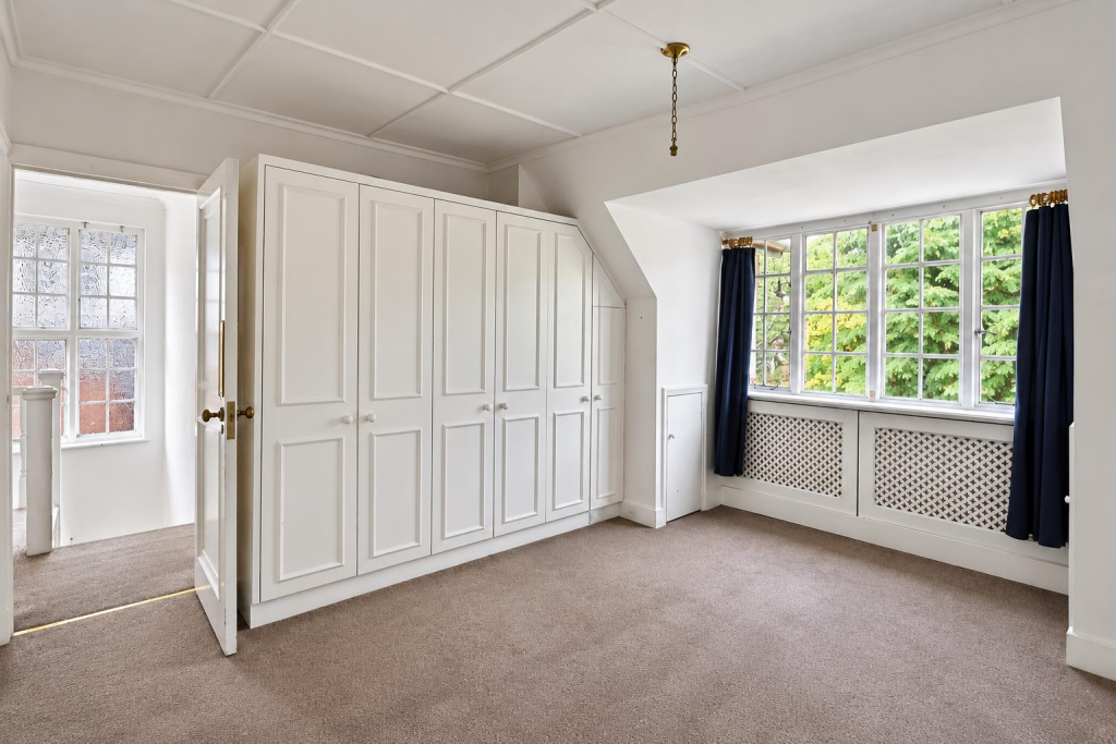 House in London, Sheen, East Sheen - More