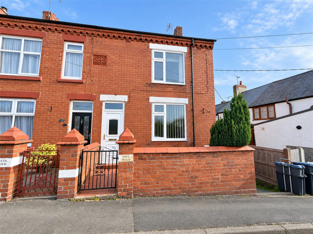 Main image of property: Copperas Hill, Pen-Y-Cae, Wrexham