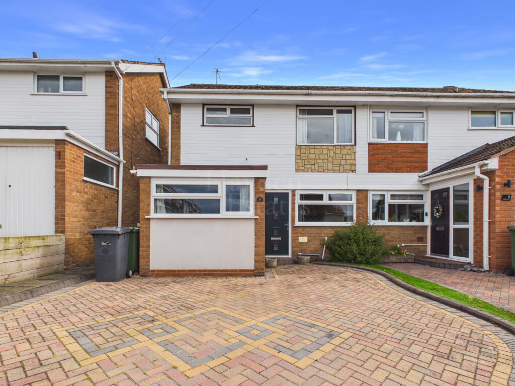 Main image of property: Ferndale Crescent, Kidderminster, DY11