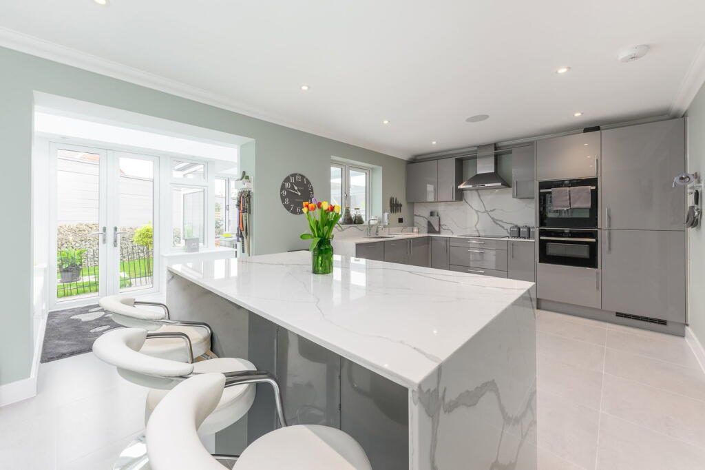 Main image of property: Castor Park, Allington, Maidstone, ME16 0YE