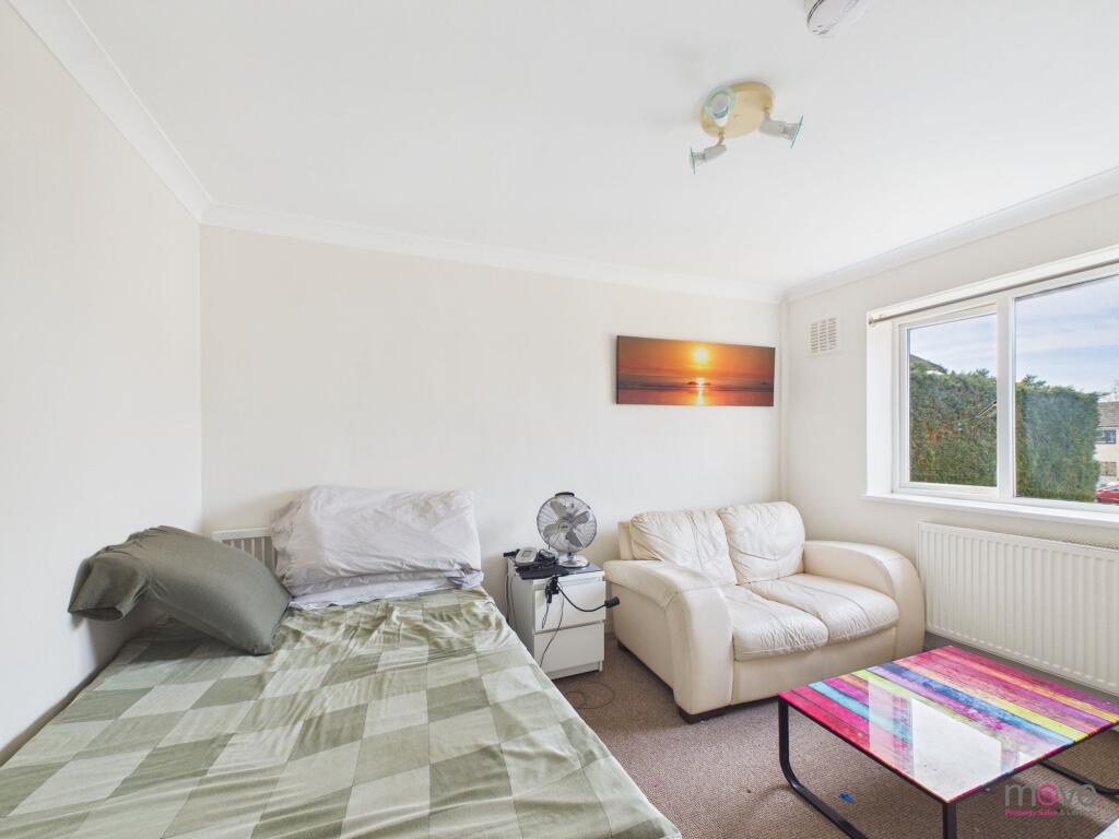 Apartment in Cheltenham, Kingsditch, Alstone - More