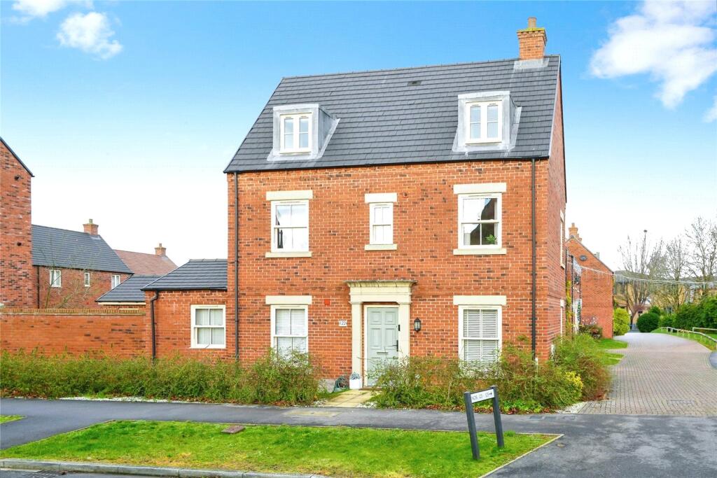 Main image of property: Flanders Close, Bicester, Oxfordshire, OX26