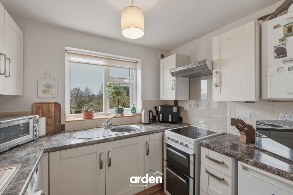 Additional image 5 of Evesham Road, Astwood Bank, B96