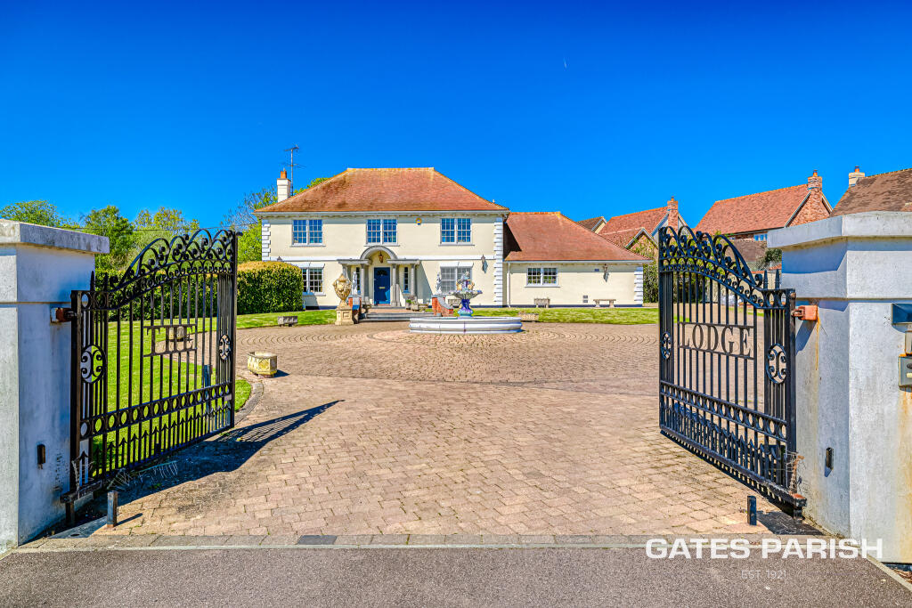 Main image of property: Solby Wood Farm, Daws Heath Road, Benfleet, SS7