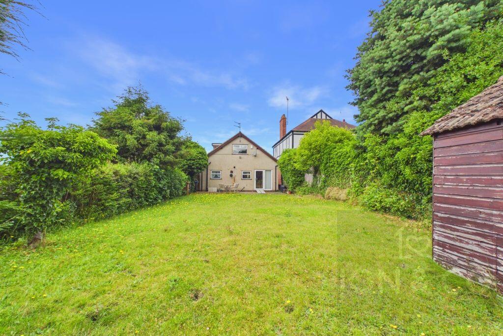 House in Northampton, White Hills, Kingsthorpe - View 3