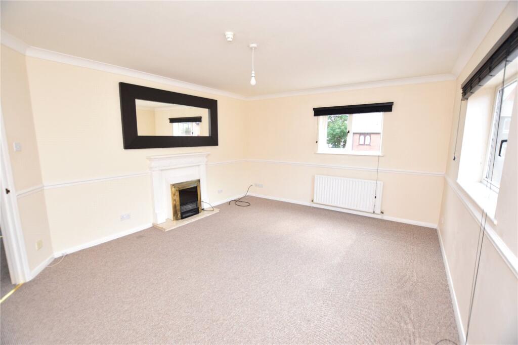 Grosvenor Crescent, Grimsby, Lincolnshire, DN32 photo 2