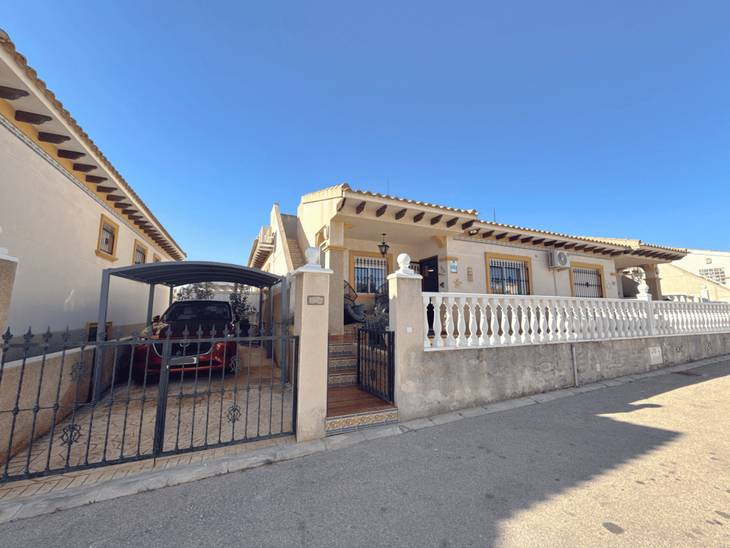 Main image of property: Valencia, Alicante, Cabo Roig