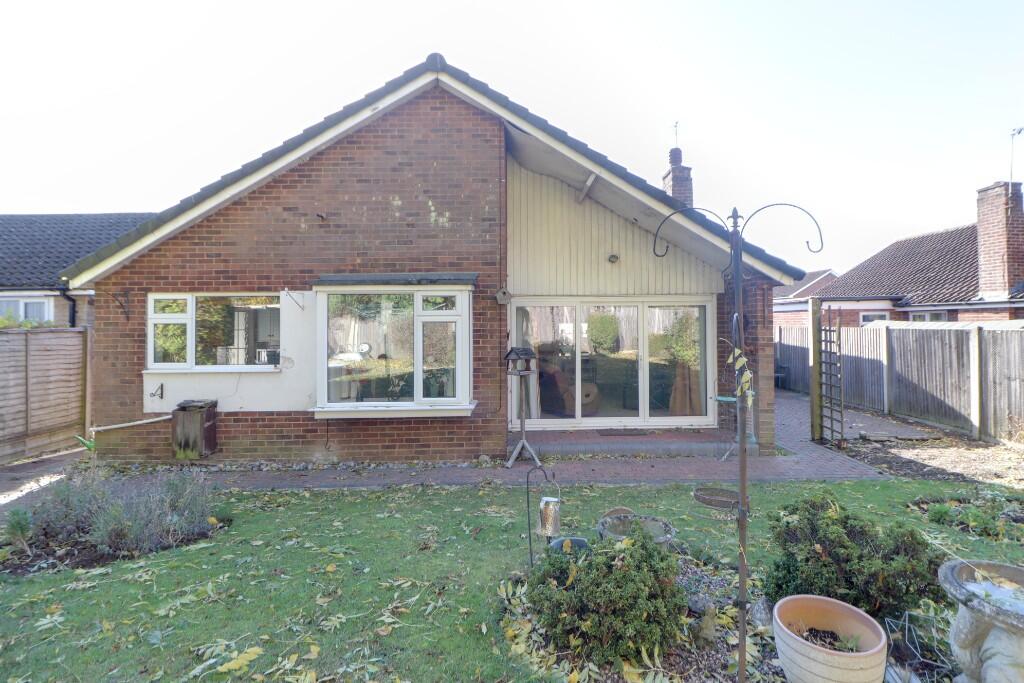 Franklins Road, Stevenage, Hertfordshire, SG1 photo 4