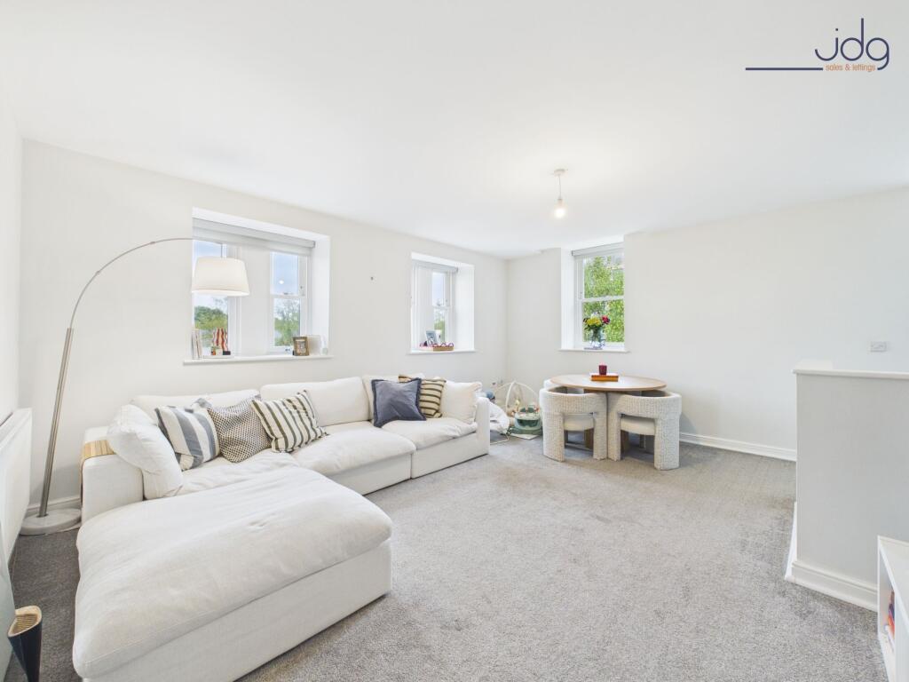 Apartment in Lancaster - More