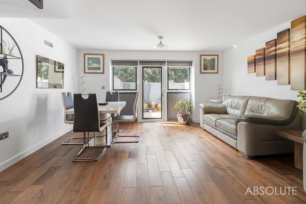 House in Torquay, Torre - View 2