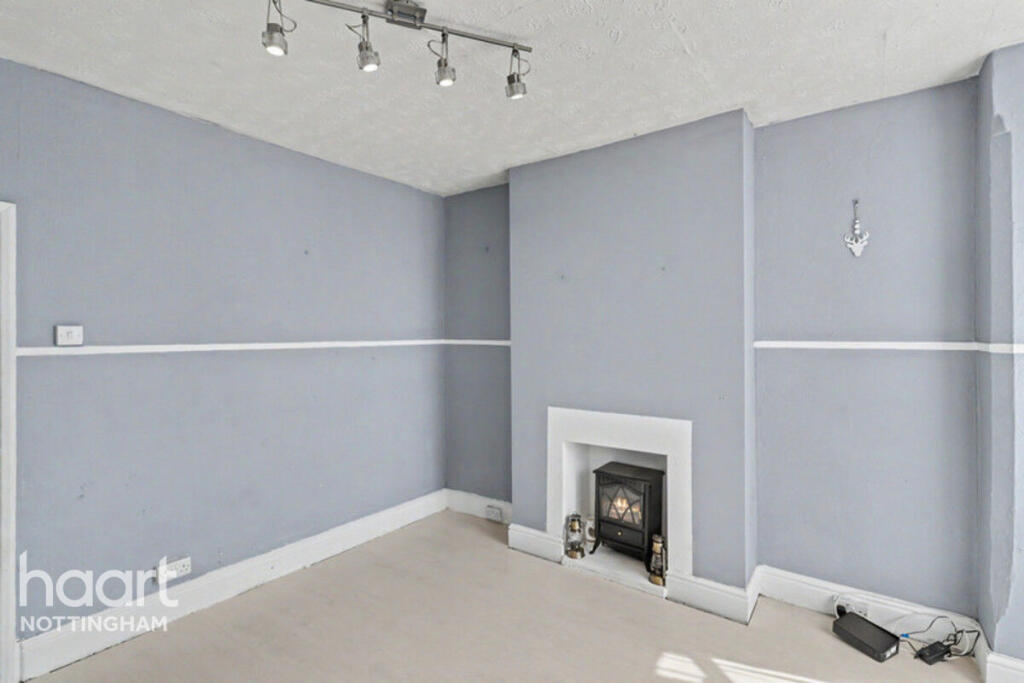 House in Nottingham, Old Basford - View 3