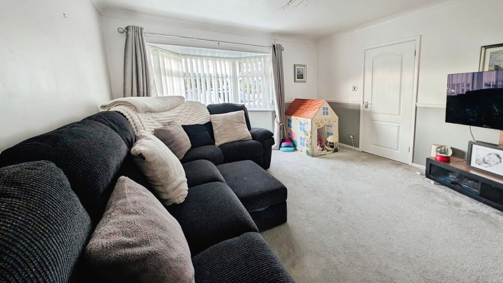 Glenview, Pen-y-Fai, Bridgend, CF31 4LZ photo 3