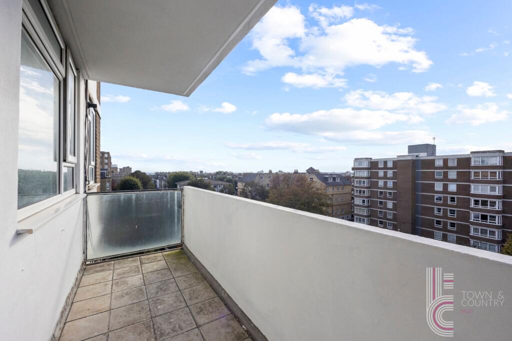 Hereford Court,  The Drive, Hove photo 4