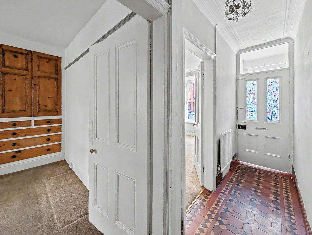 House in Shrewsbury, Oswestry - More