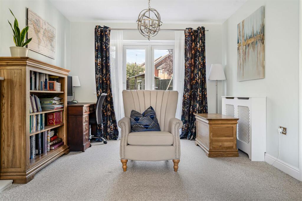 House in West Suffolk, Haverhill - View 4
