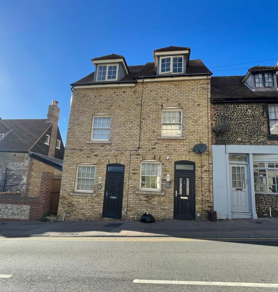 Main image of property: 92b Trinity Square, Margate, Kent, CT9