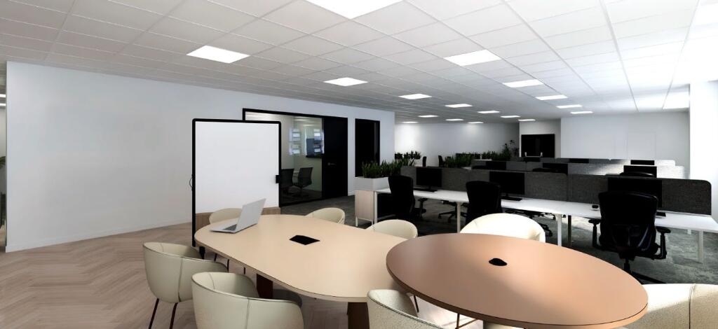 Office 4 .jpg