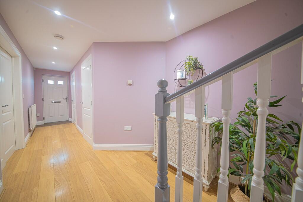 Midhurst Court, Chandlers Ford, SO53 photo 2