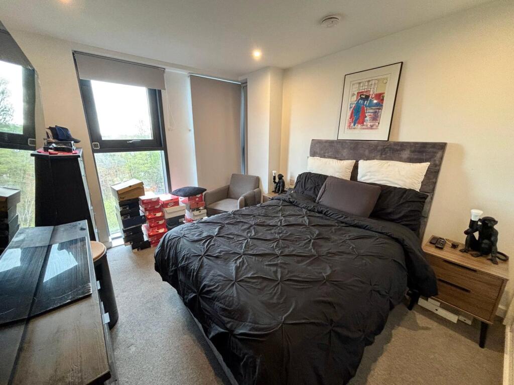Apartment in Birmingham, Calthorpe Fields - More