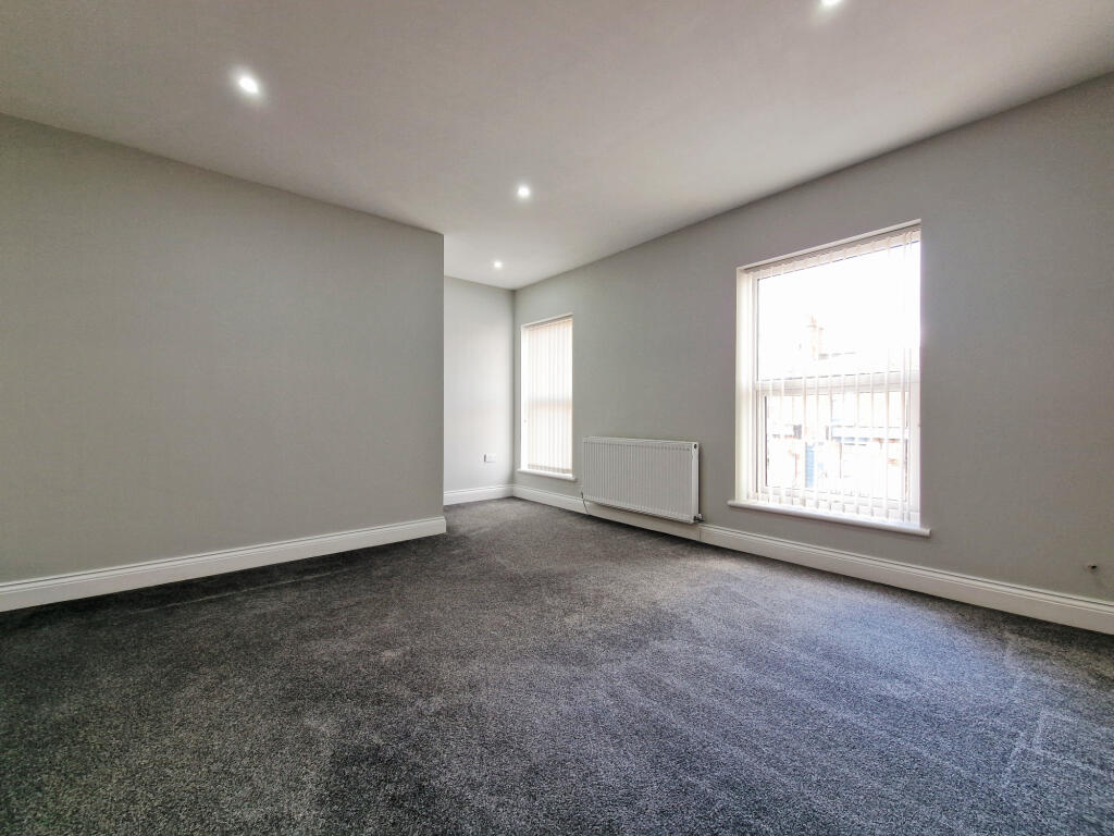 Apartment in Preston - View 3