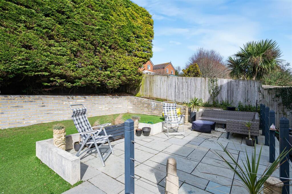 Princess Drive, Seaford photo 5