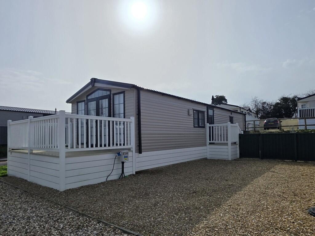 Main image of property: Claypits, Eastington