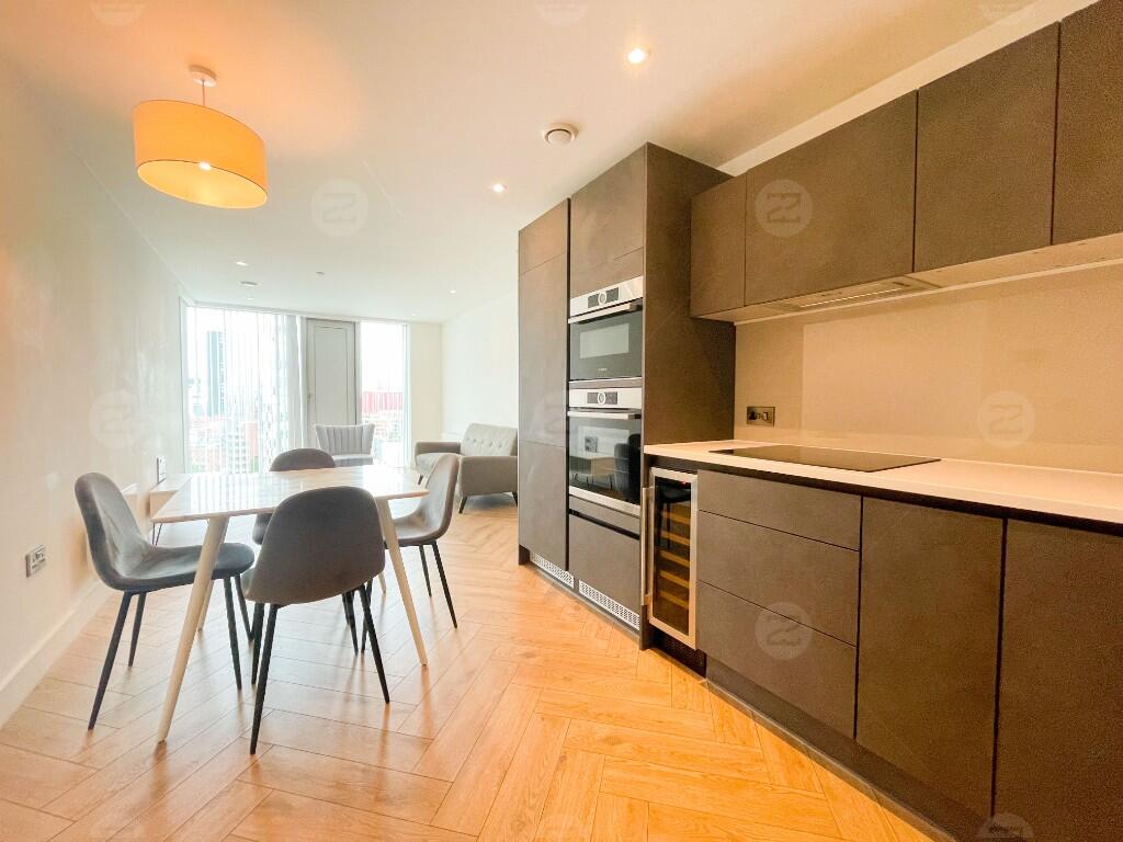 Main image of property: 10th Floor, Victoria Residence, Silvercroft Street, Manchester, Greater Manchester, M15