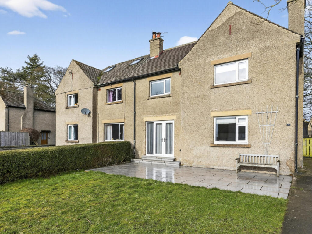3-bed semi-detached on 4 Sycamore Close, Spennithorne Leyburn, DL8 5PP, £275,000
