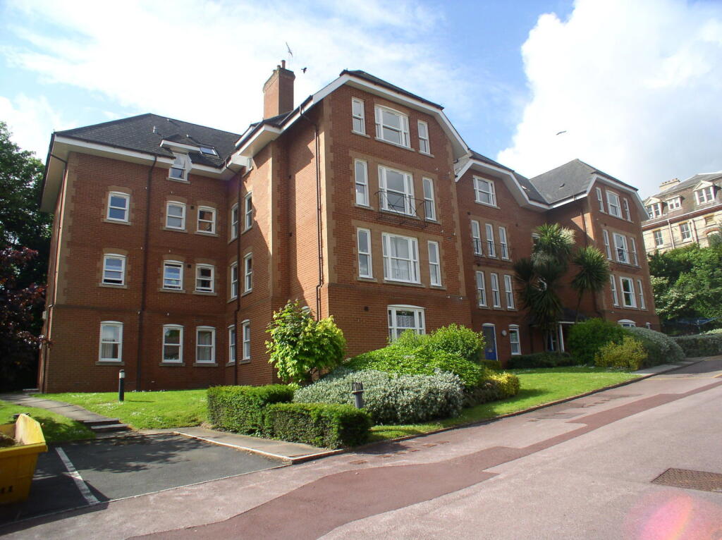 Main image of property: Ashgrove, 139, Worcester Road, Malvern, WR14 1ET