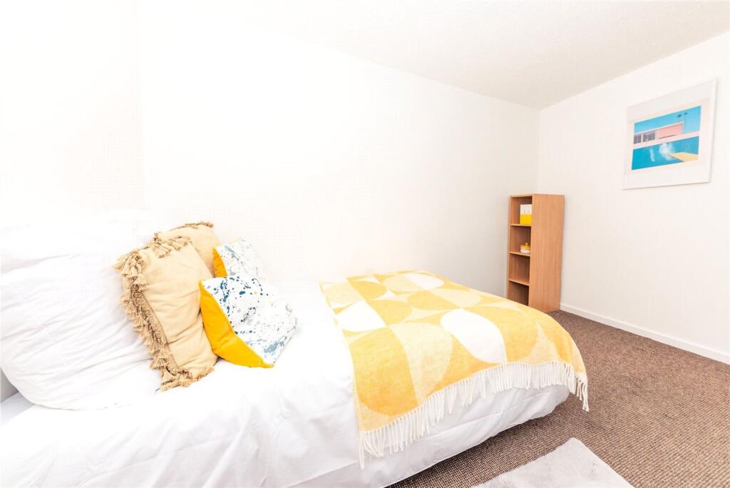 Apartment in Liverpool - View 4