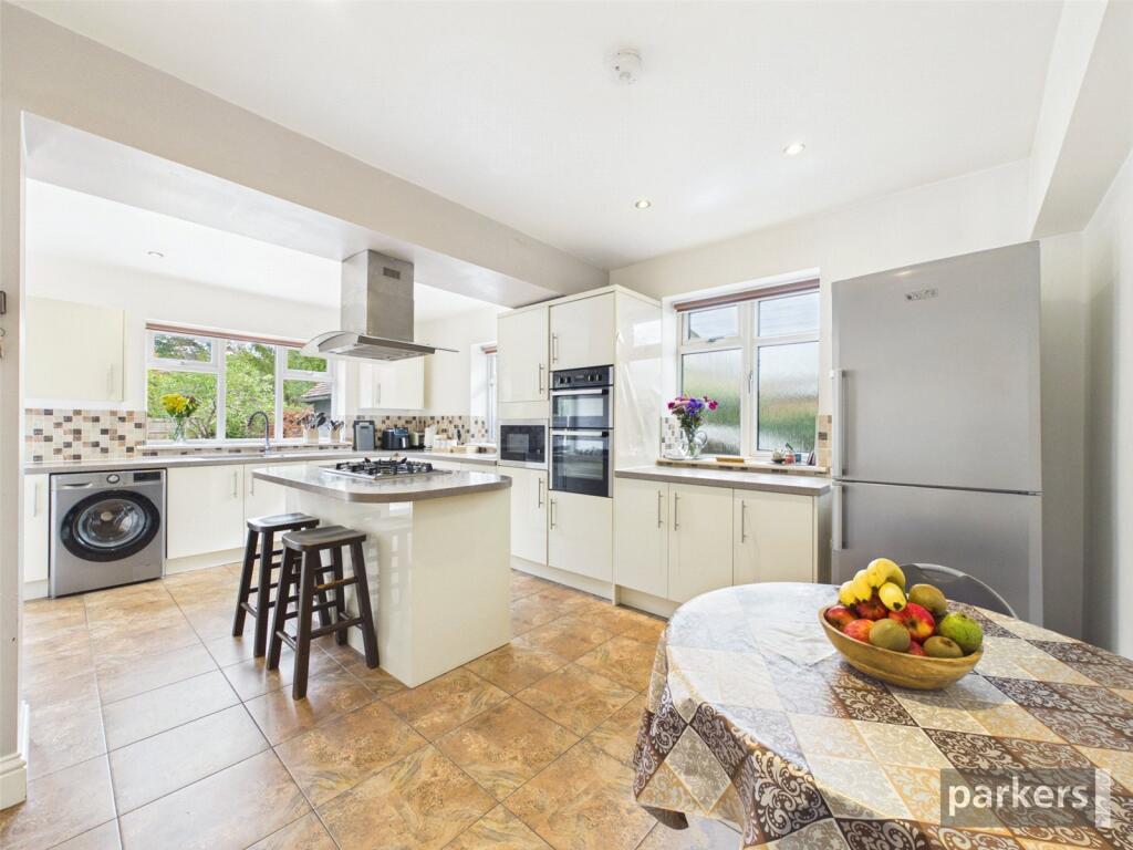 Church Road, Earley, Reading, Berkshire, RG6 photo 2