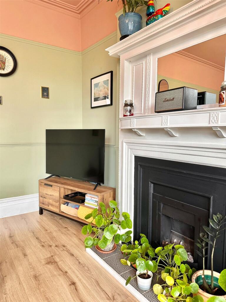 Apartment in Taunton - View 5
