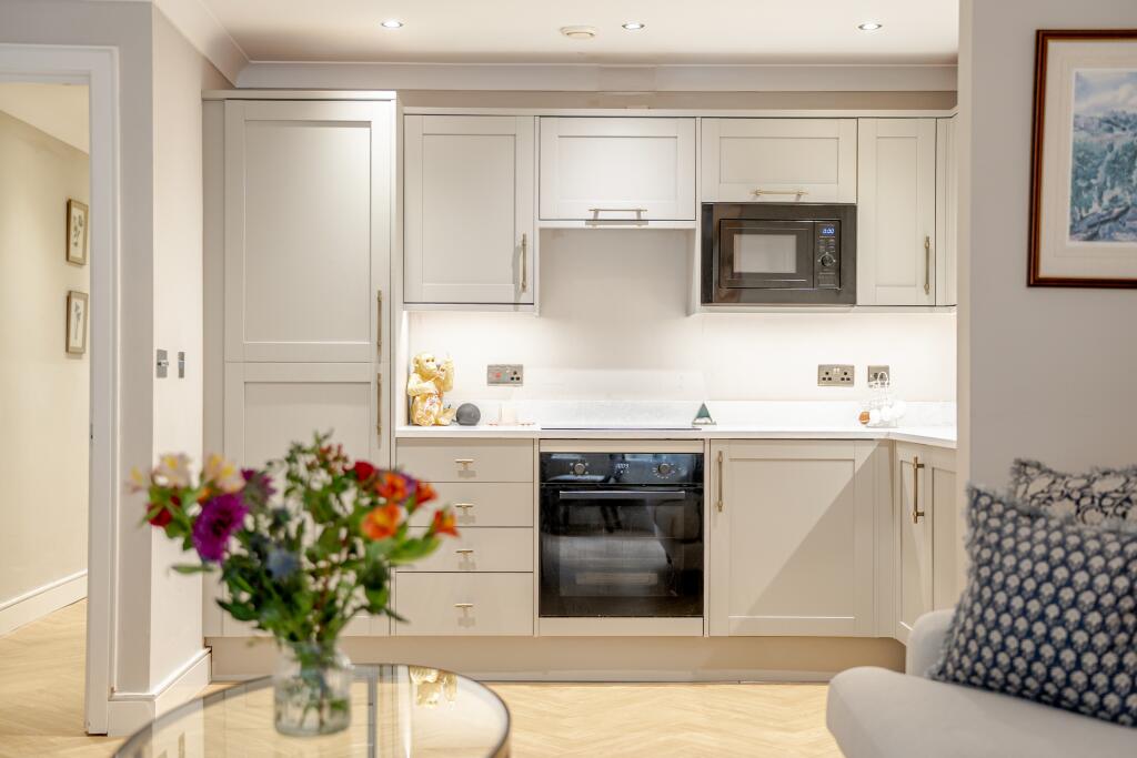 Apartment in Leeds - View 5