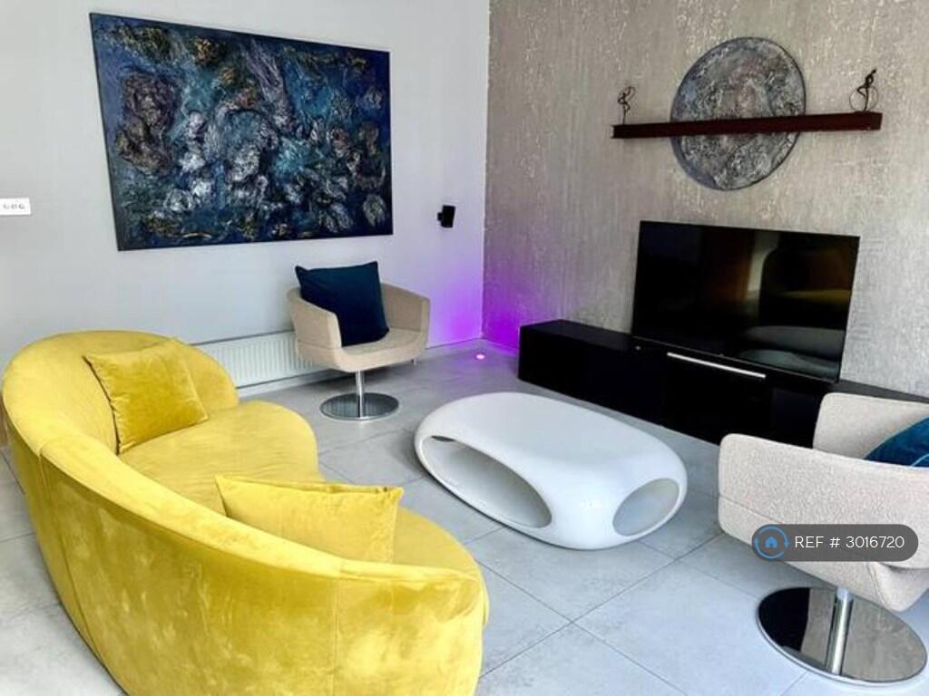 Main image of property: St. John's Wood High Street, London, NW8
