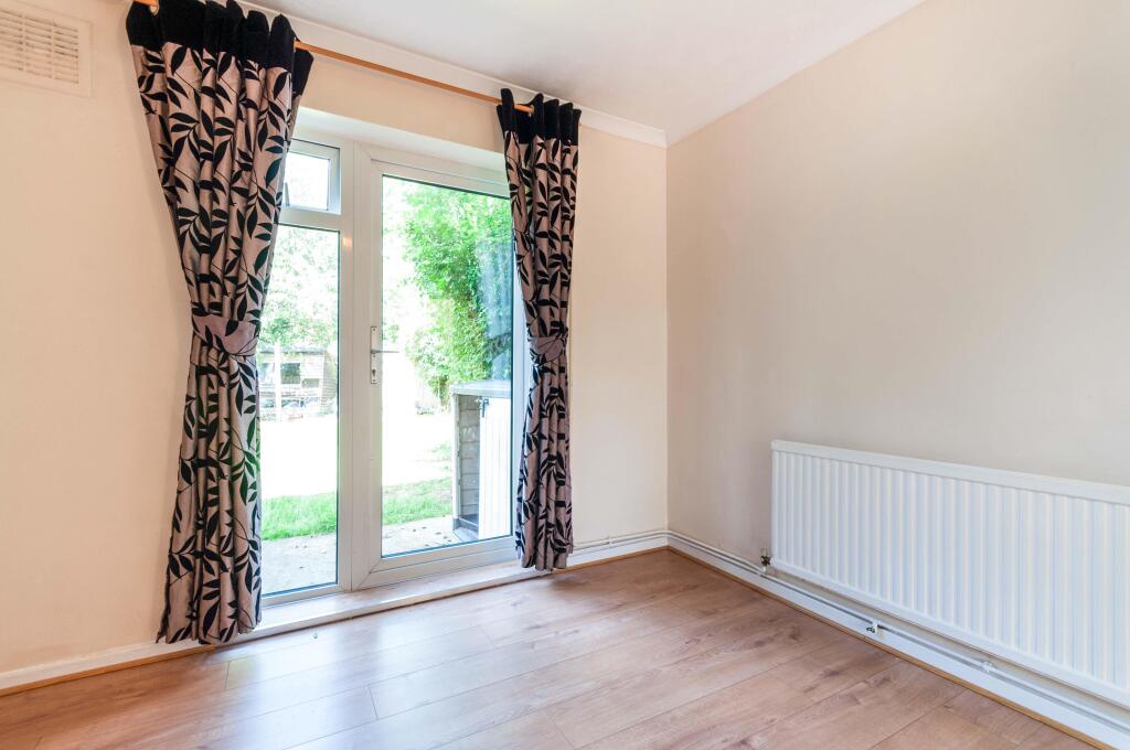 House in Stevenage - View 4
