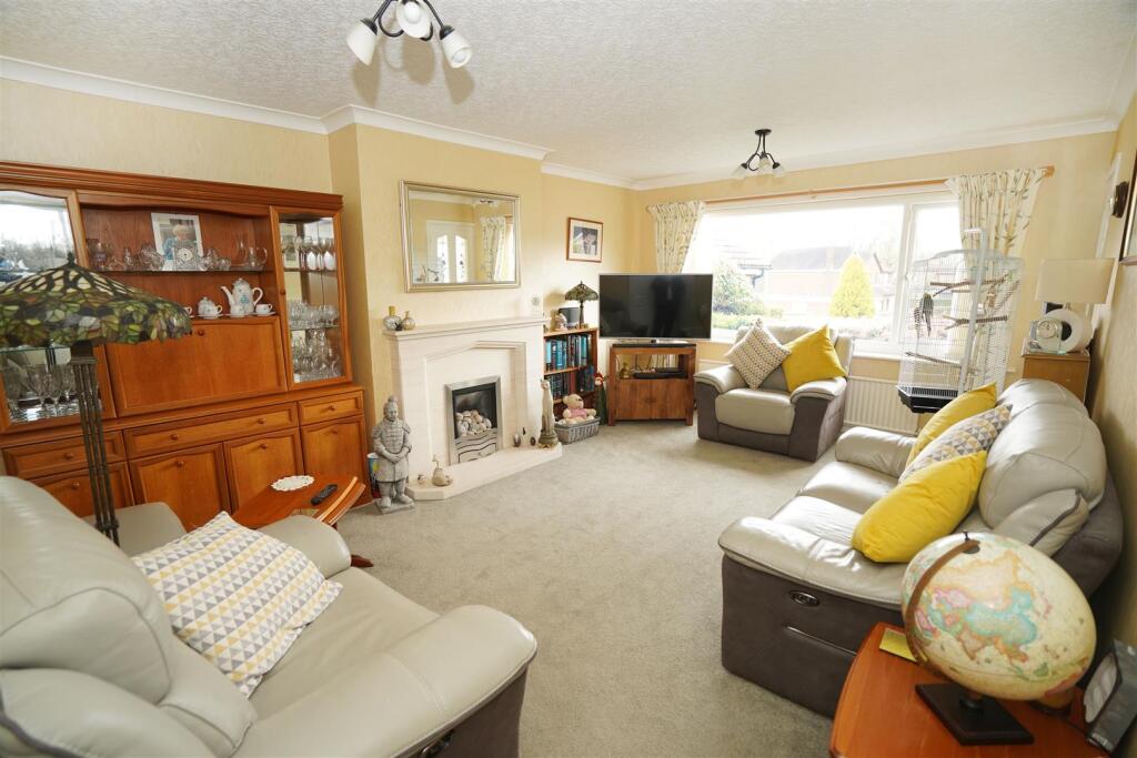 The Strand, Horwich, Bolton photo 5