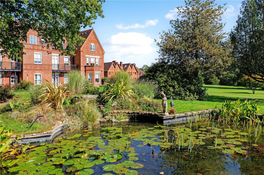 Main image of property: Enton Hall Lane, Enton, Godalming, Surrey, GU8