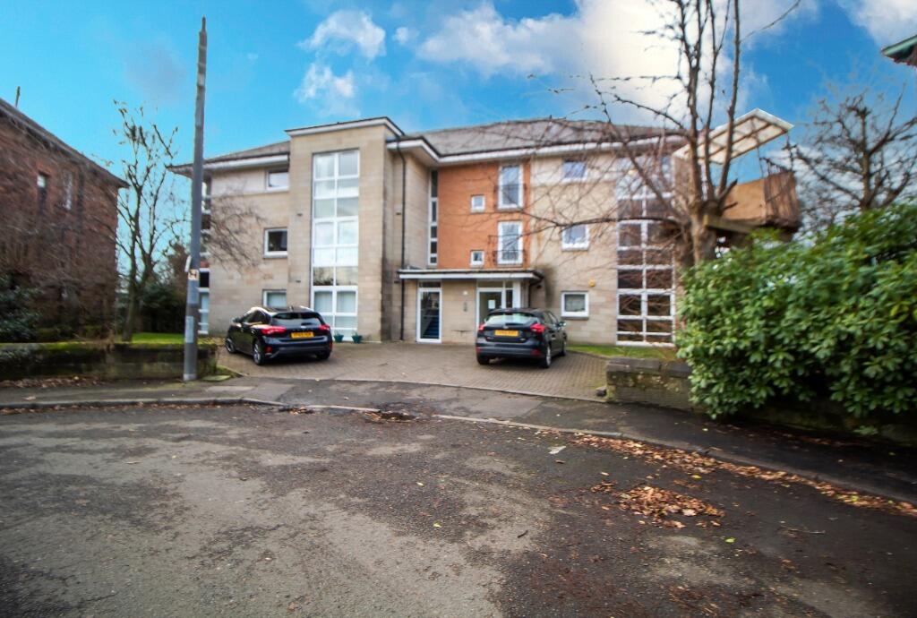 Main image of property: P2106, Broompark Circus, Dennistoun, G31 2JF