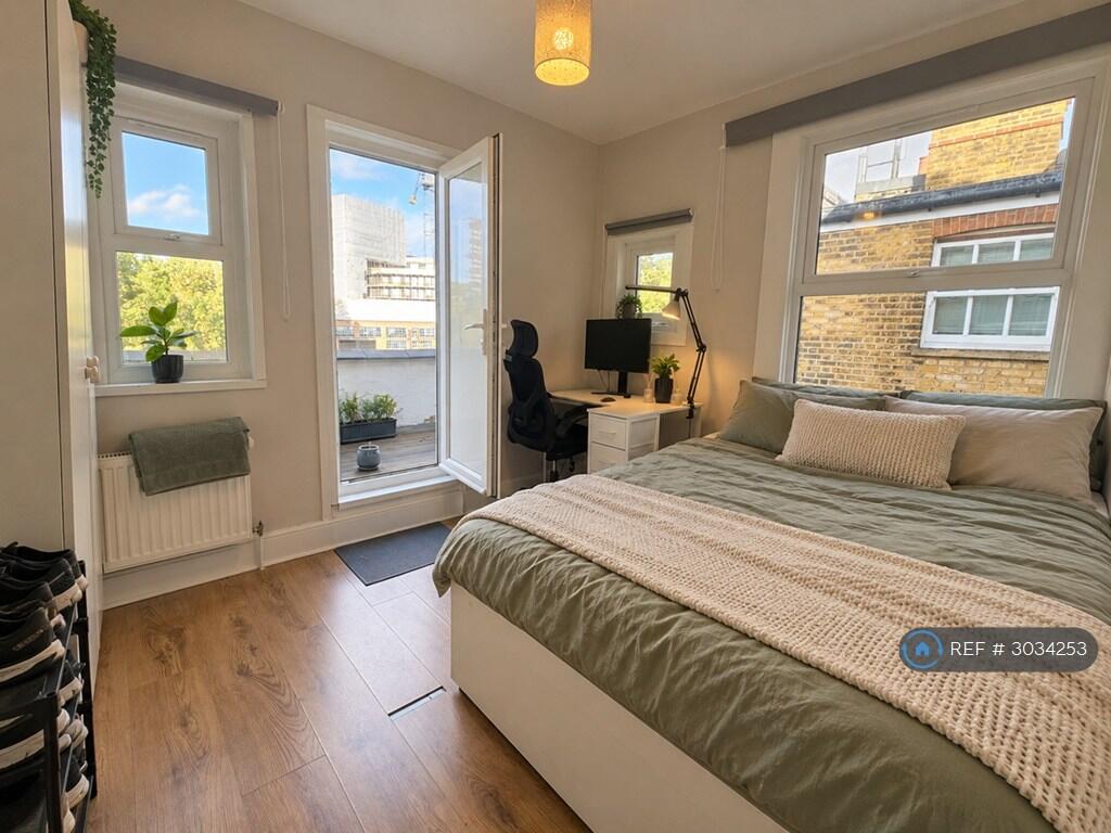 Main image of property: Southampton Way, London, SE5