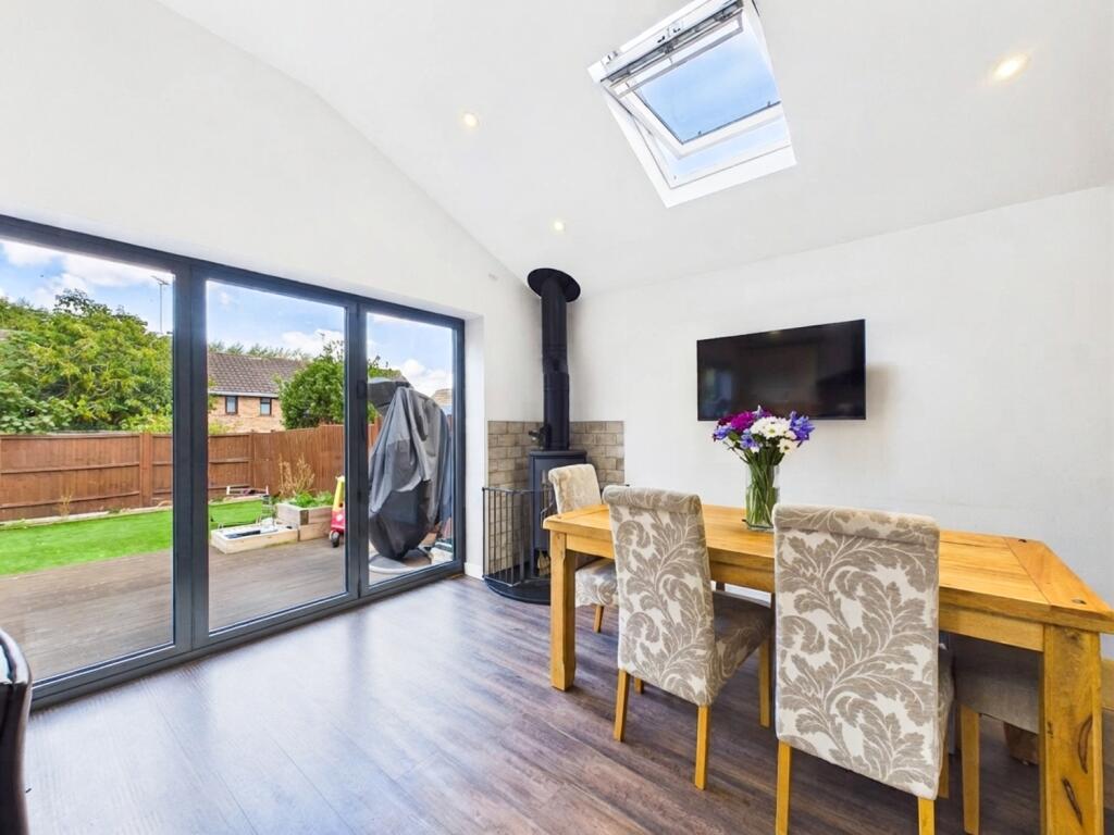 House in Guildford - View 5