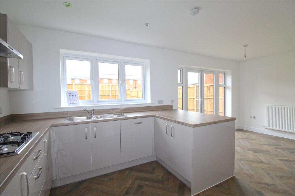 House in Trowbridge, Hilperton - View 4
