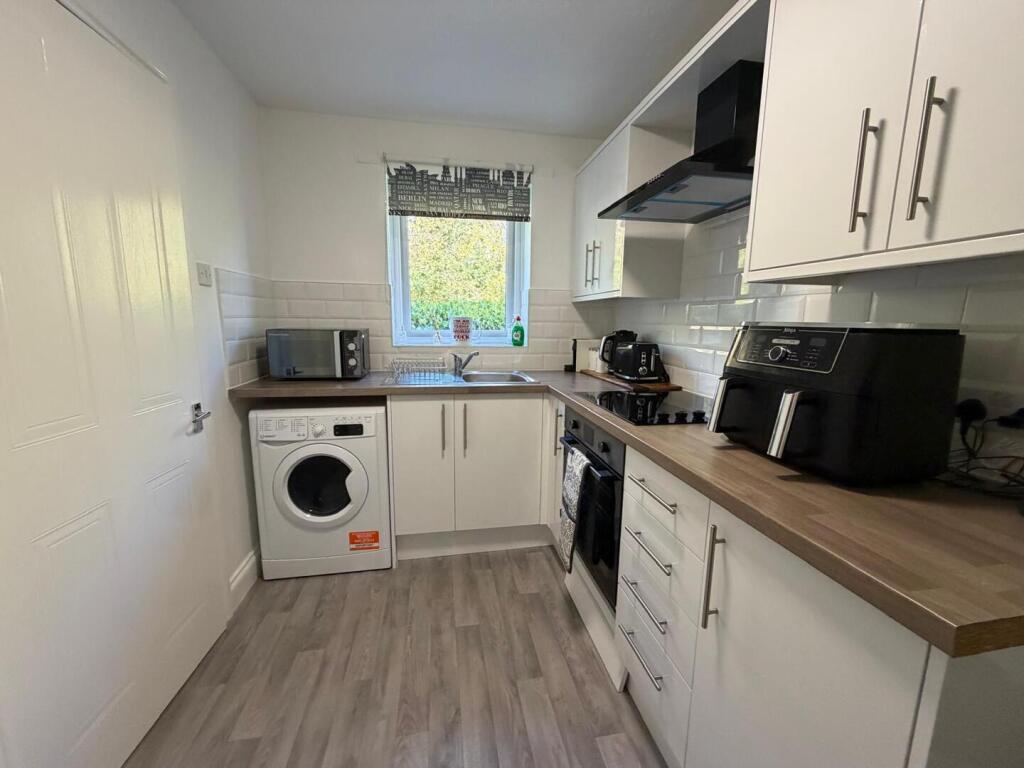 Apartment in Newcastle upon Tyne - View 3